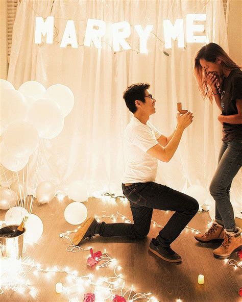 37 Romantic Ways To Propose According To Real Couples Romantic Ways To Propose Wedding