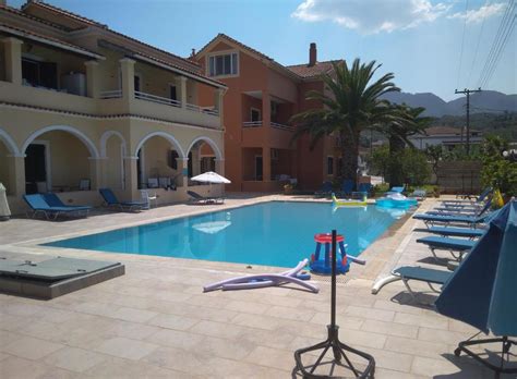 Katerina Pool Apartments Acharavi Corfu