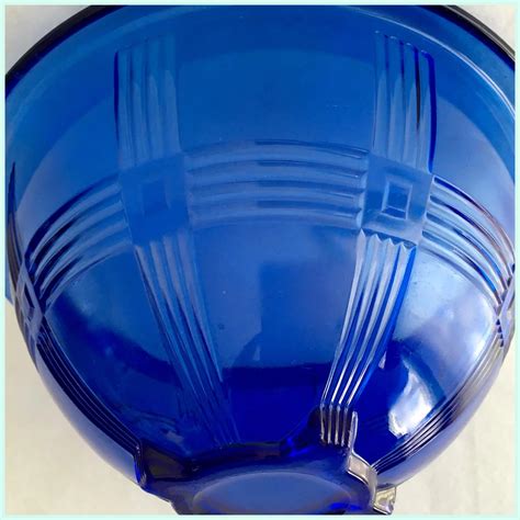 Hazel Atlas Cobalt Blue CrissCross Depression Glass Mixing Bowl