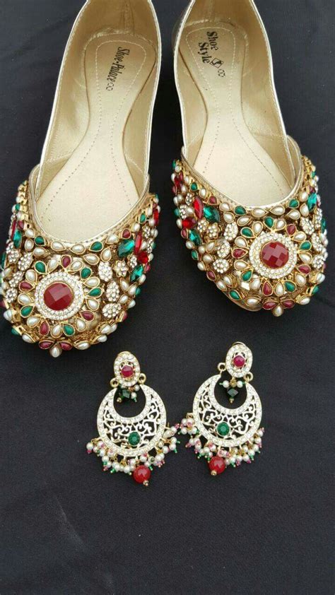 Khussa Shoes With Matching Jewelry Set Wedding Shoes Bride Bride Shoes