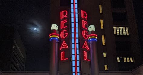 Rockville Nights Moon Over Regal Cinemas Rockville As Parent Cineworld
