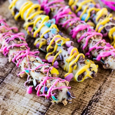 Spring Chocolate Covered Pretzels Deliciously Sprinkled