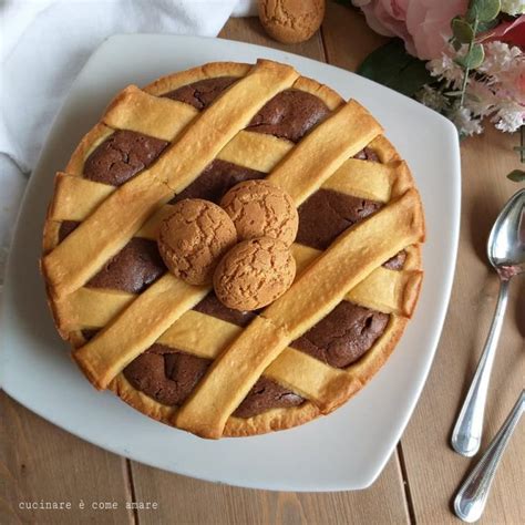 Cerca questo pin e molto altro su dolci di patrizia scuotto. TORTA CROSTATA AMARETTI E CIOCCOLATO dolce ripieno con ...