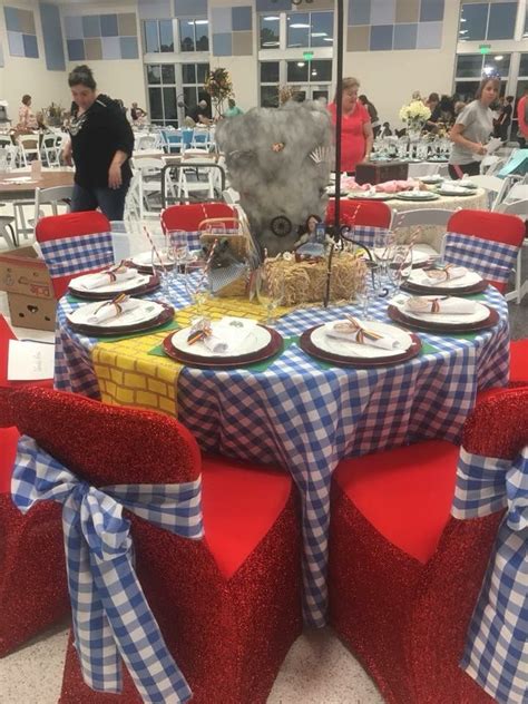 Wizard Of Oz Party Wizard Of Oz Decor Birthday Party Table