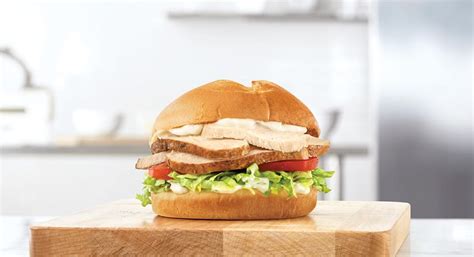 Arbys Classic Roast Chicken Sandwich Nutrition Facts