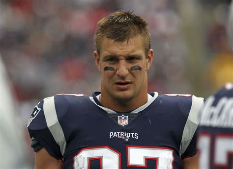 Rob Gronkowski injury: New England Patriots TE's back issue 'not a long 