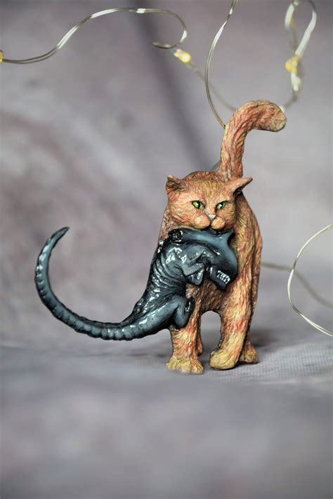 Baby Alien Cat Toy Magnet Predator Alien Alien Xenomorph Etsy