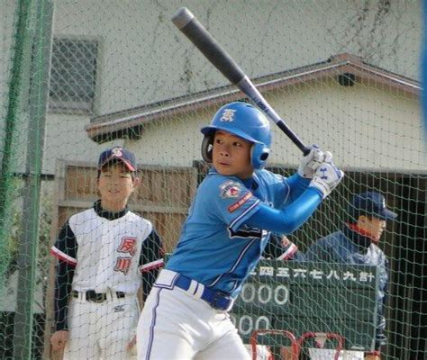 Manage your video collection and share your thoughts. 小学生で城島ばりの座り投げけん制／佐藤輝明連載2 - プロ野球 ...
