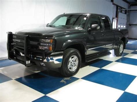 Sell Used 2004 Chevy Silverado 1500 Ext Cab 4wd Z7153l V8 In Warsaw