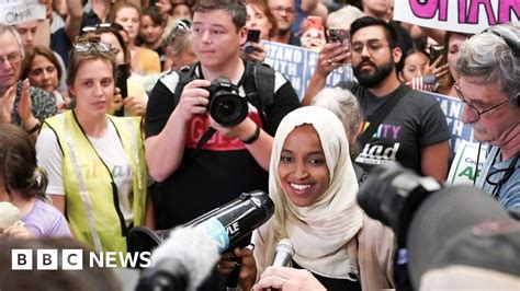 Minnesota Crowd Welcomes Home Ilhan Omar Amid Trump Row