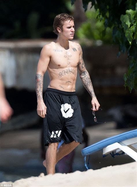 shirtless justin bieber shows off his muscular physique in barbados love justin bieber justin