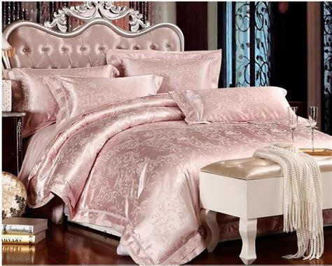 Luxury Wedding Pale Pink Satin Jacquard Bedding Sets King Queen Size