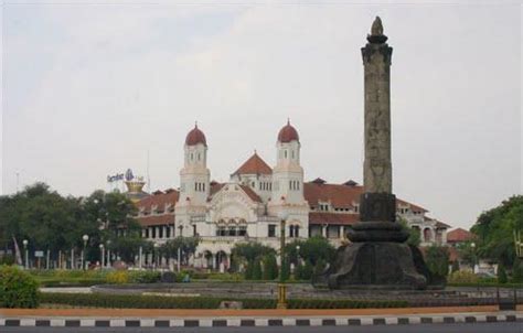 Tugu Muda Semarang English Heritage