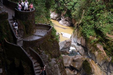 With a stay at this cabin in baños de agua santa, you'll be 7.9 mi (12.8 km) from pailon del diablo waterfall and 9.7 mi (15.6 km) from sangay national park. Las Escaleras Más Impresionantes Del Mundo | Escaleras ...