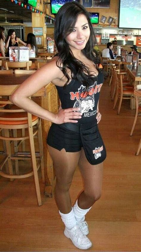 Hooters New Waitress Outfits Odell Tibbetts