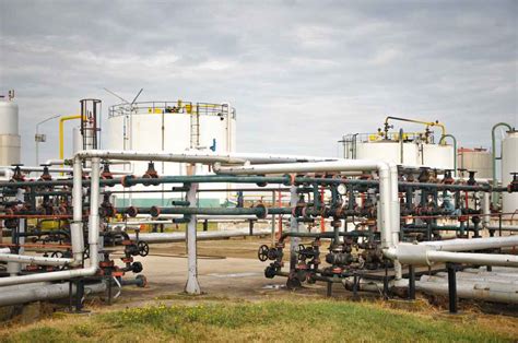Upstream Midstream And Downstream Explained Oil And Gas