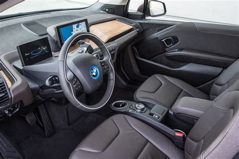 The bmw i3 does not follow any trend; 2015 BMW i3 Review - autoevolution