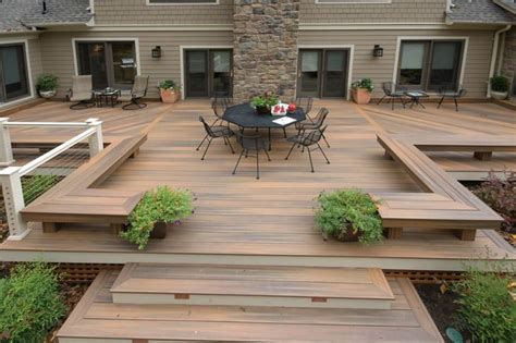 How can a garden be made completely flat and level? 16x20 Ground level Deck | Backyard patio designs, Wooden ...
