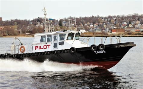 Gladding Hearn Delivers Refitted Pilot Boat To Tampa Bay Workboat