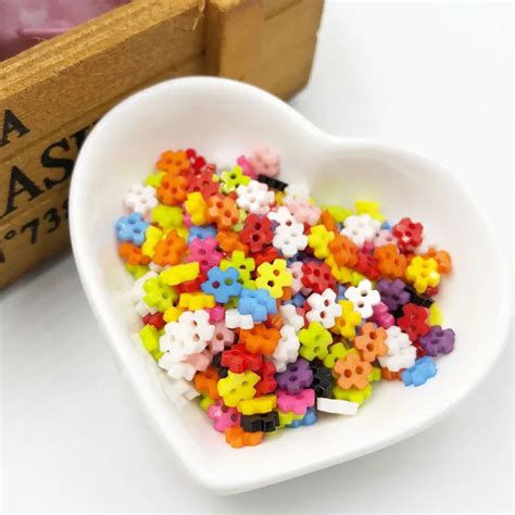100pcs 6mm Flowers Resin Mini Tiny Buttons Craft Sewing Tools