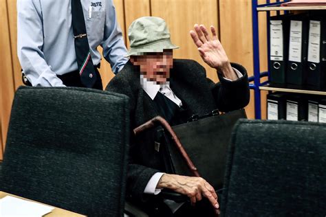 Ex Nazi Ss Guard At Stutthof Concentration Camp Johann Rehbogen On Trial In Germany As Accessory