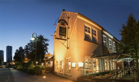 Nº 31 sur 34 restaurants à jever. Jever Pilsener Brauereiausschank | Haus der Getreuen