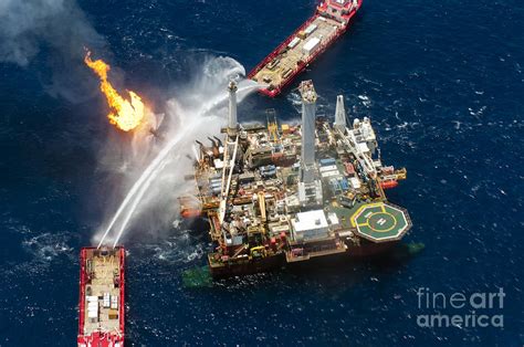 Bp Deepwater Horizon Oil Spill Photograph By Jim Mckinley