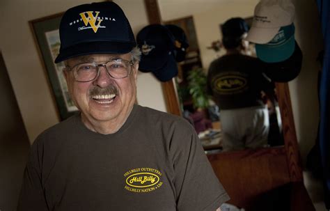 West Virginia ‘hillbilly Unabashed About Loyalties The Spokesman Review