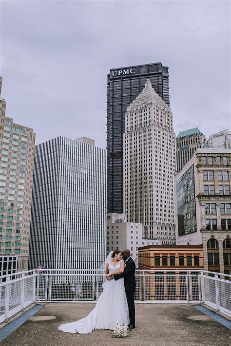 Gorgeous Downtown Rooftop Wedding In 2021 Rooftop Wedding Pittsburgh