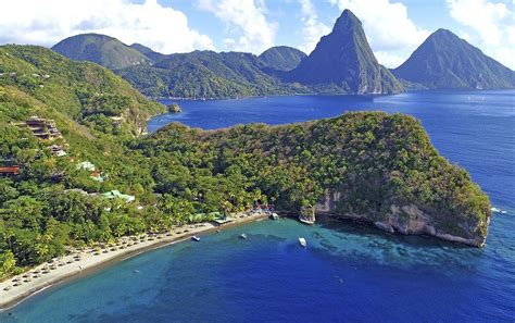 10 Best Snorkeling Resorts In The Caribbean And A Few Bonus Spots