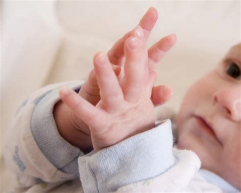When Do Babies Start Clapping Their Hands Meditacaonavidareal