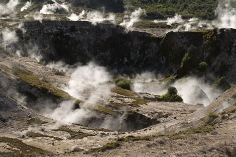 Craters Of The Moon Baycrest Taupo