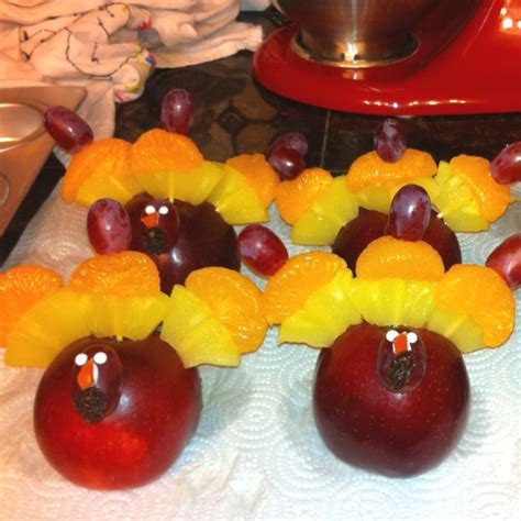 Fruit Turkeys Great For A School Thanksgiving Feast Thanksgiving