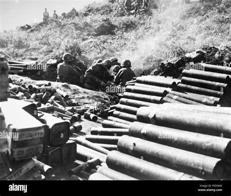 Korean War Artillery Na 9th Rok Division Mortar Team At The Foot Of