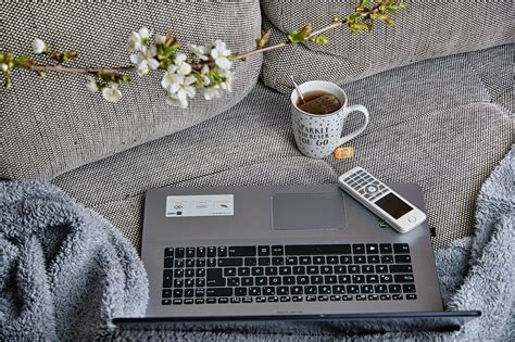 Top Tips For Homeworking To Help You Create Calm Commhoist