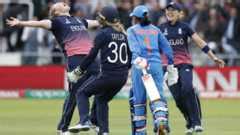 Women S World Cup Final England Beat India Lord S As It Happened