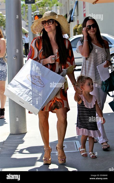 Kyle Richards And Her Daughter Portia Shopping At Pom Pom In Beverly Hills Los Angeles