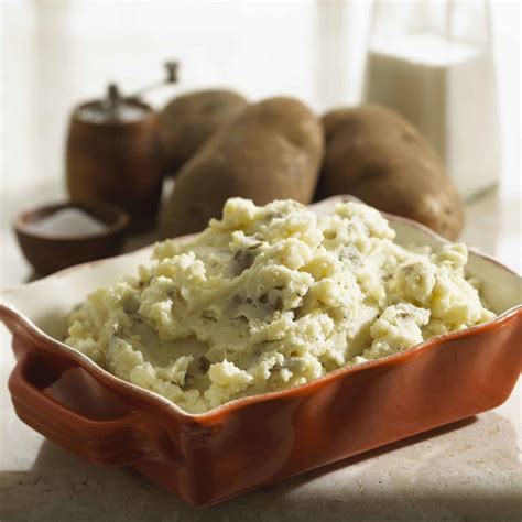 You'll love this pressure cooker mashed potatoes recipe made with russet or yukon gold. Quick Mashed Potatoes | How to Make Healthy Mashed Potatoes