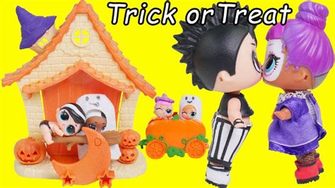 Lol Surprise Dolls Have Trick Or Treat Adventure For Halloween Candy