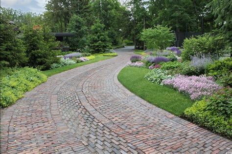 25 Excellent Outdoor Landscape Driveway Home Decoration Style And