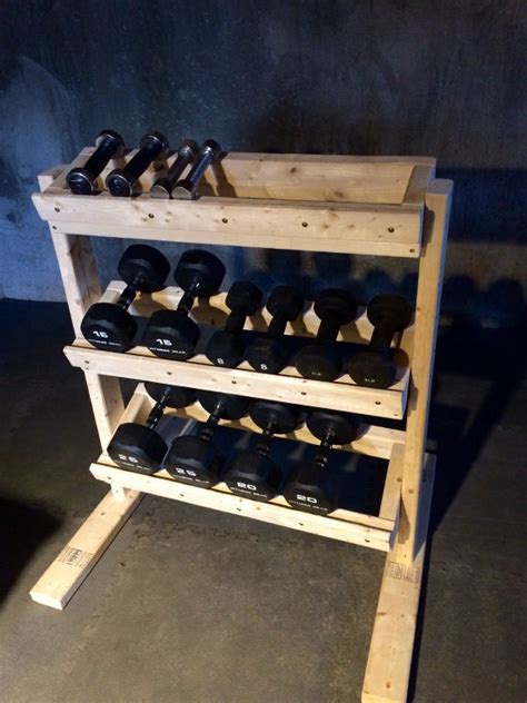 If you love to keep track of your weights while workout at home, then you must organize your weights. DIY dumbbell rack : homegym