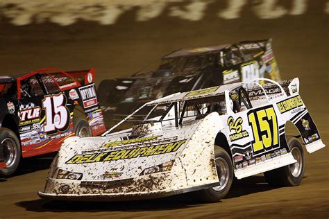 Spec Tires Come To Super Dirt Late Model Racing Hot Rod Network