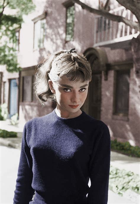 Phong Cách Thời Trang Audrey Hepburn