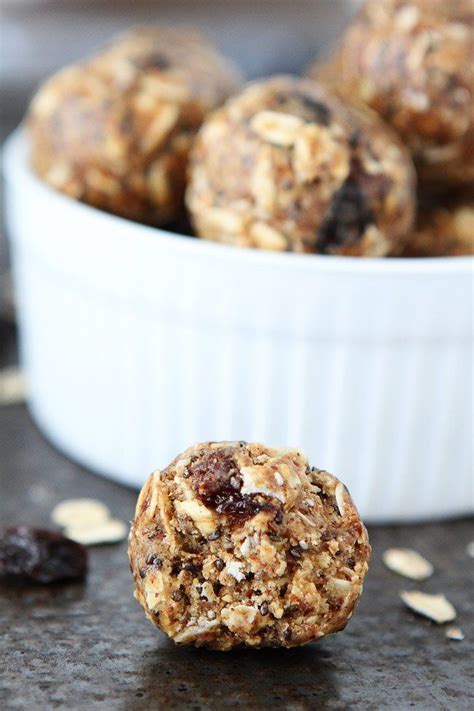 No bake pumpkin cookies recipe: No-Bake Oatmeal Raisin Cookie Energy Bites Recipe on ...
