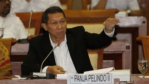 Jk menyebut rj lino sebagai orang baik. Kisruh Pelindo II, RJ Lino Penuhi Panggilan Panja DPR - Foto Tempo.co