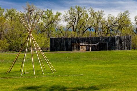 13 Famous Historical Landmarks In North Dakota