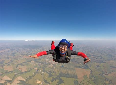 Skydivers Parachute Fails To Open Falls Nearly A Mile And Survives