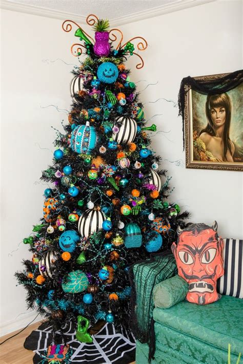 A Dozen Ideas For How To Decorate A Black Christmas Tree For Halloween