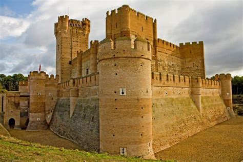 15 Most Beautiful Castles In Spain