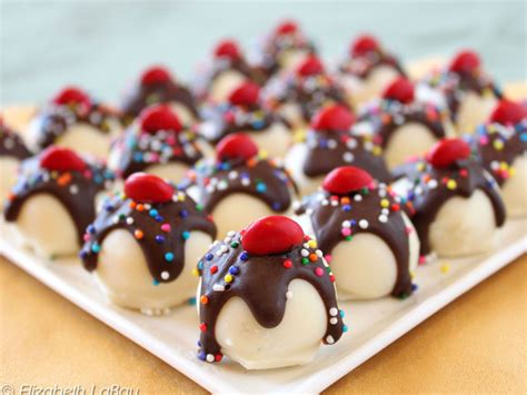 Normally baked in a pan but you can also make individual ramekins. Individual Christmas Desserts : Mini No Bake Santa ...